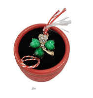 Martisor  Märzchen,Charm, Brosche Anhänger als Kleeblatt aus Metall in Box 274